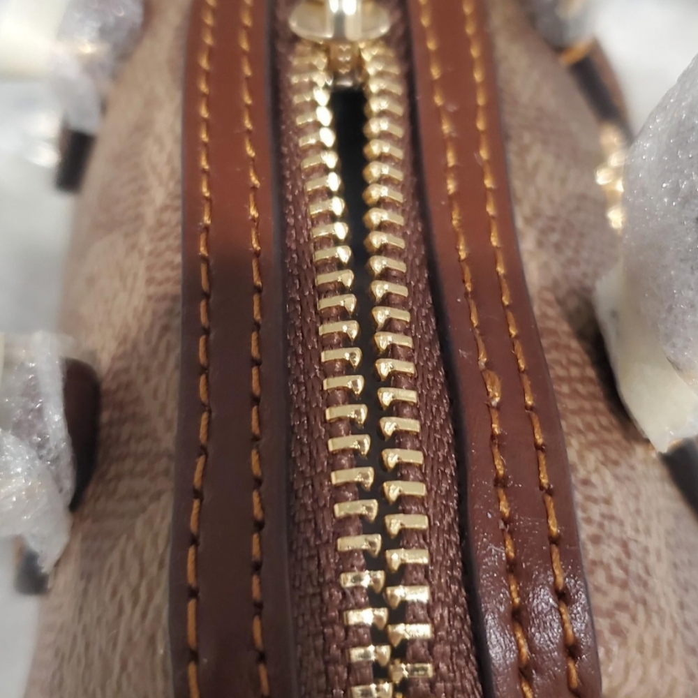Nwt Coach Mini Rowan Bag Charm In Signature - Picture 8 of 8
